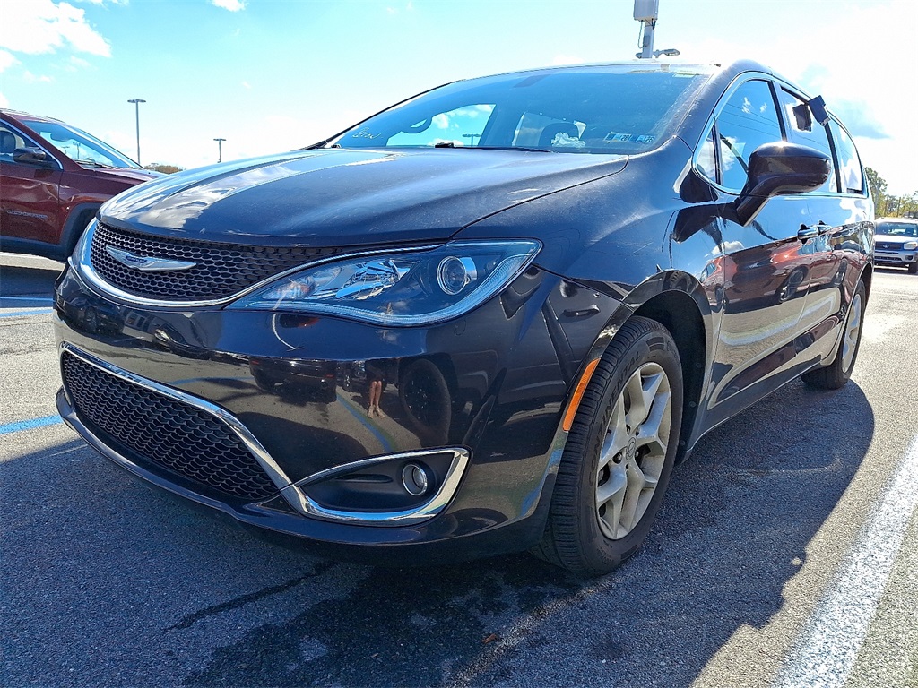 2019 Chrysler Pacifica Touring Plus - Photo 3