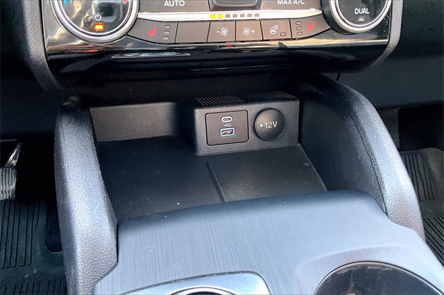 2022 Ford Escape Plug-In Hybrid SE - Photo 27