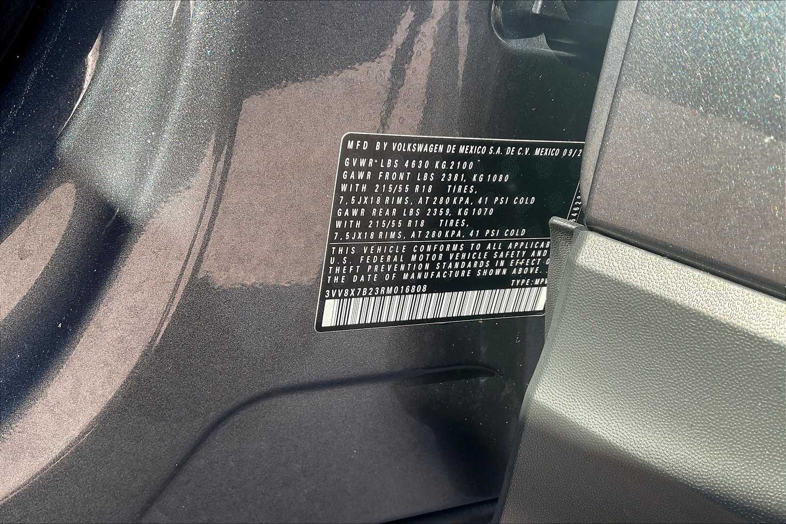 2024 Volkswagen Taos S - Photo 32