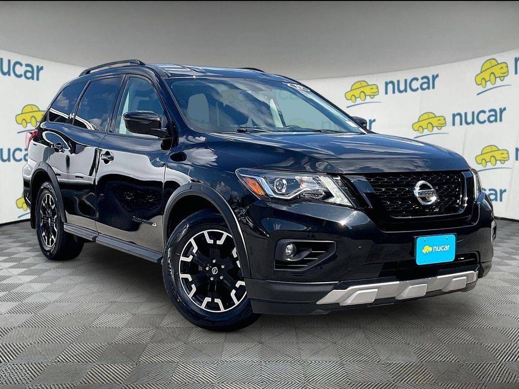 2019 Nissan Pathfinder SV