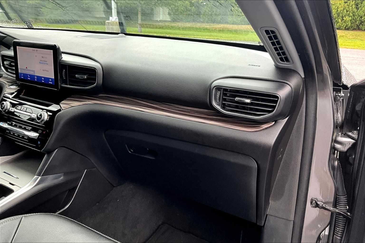 2023 Ford Explorer Limited - Photo 13