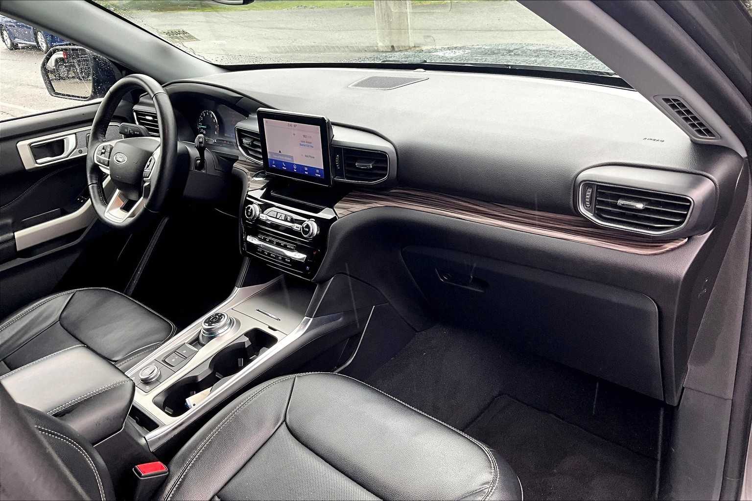 2023 Ford Explorer Limited - Photo 14