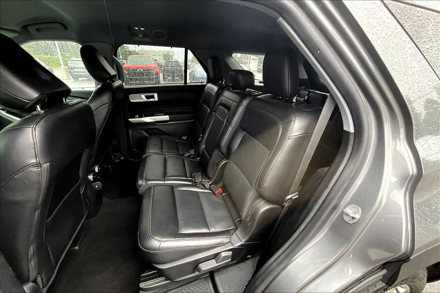 2023 Ford Explorer Limited - Photo 15
