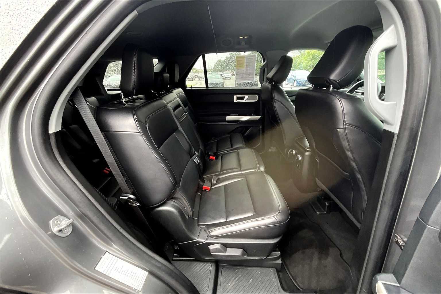 2023 Ford Explorer Limited - Photo 16