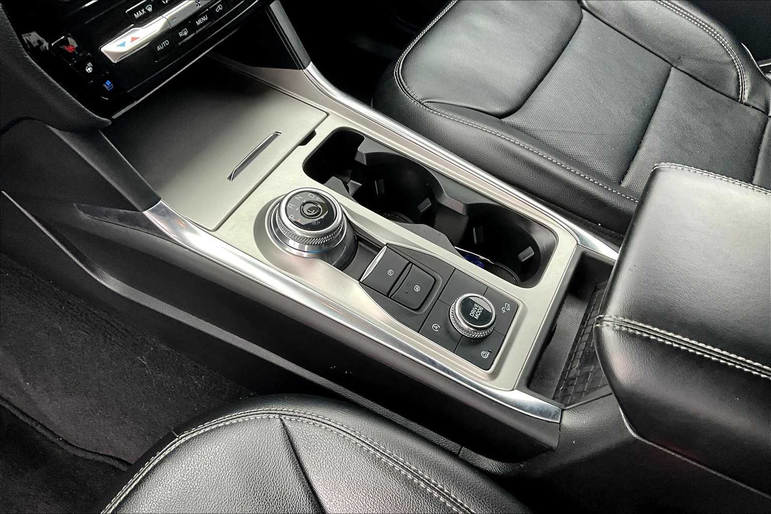 2023 Ford Explorer Limited - Photo 21