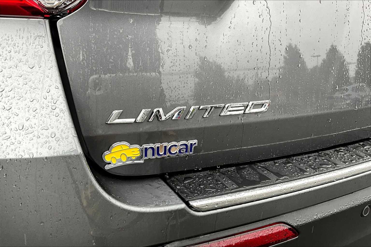 2023 Ford Explorer Limited - Photo 30