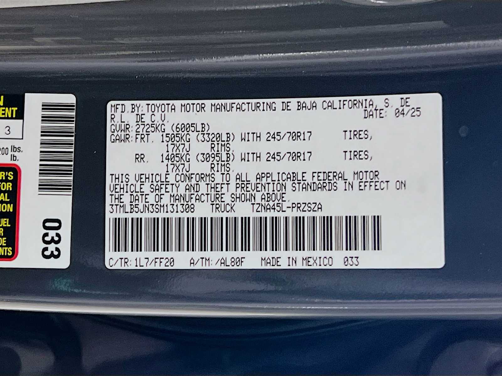 2025 Toyota Tacoma SR5 - Photo 19