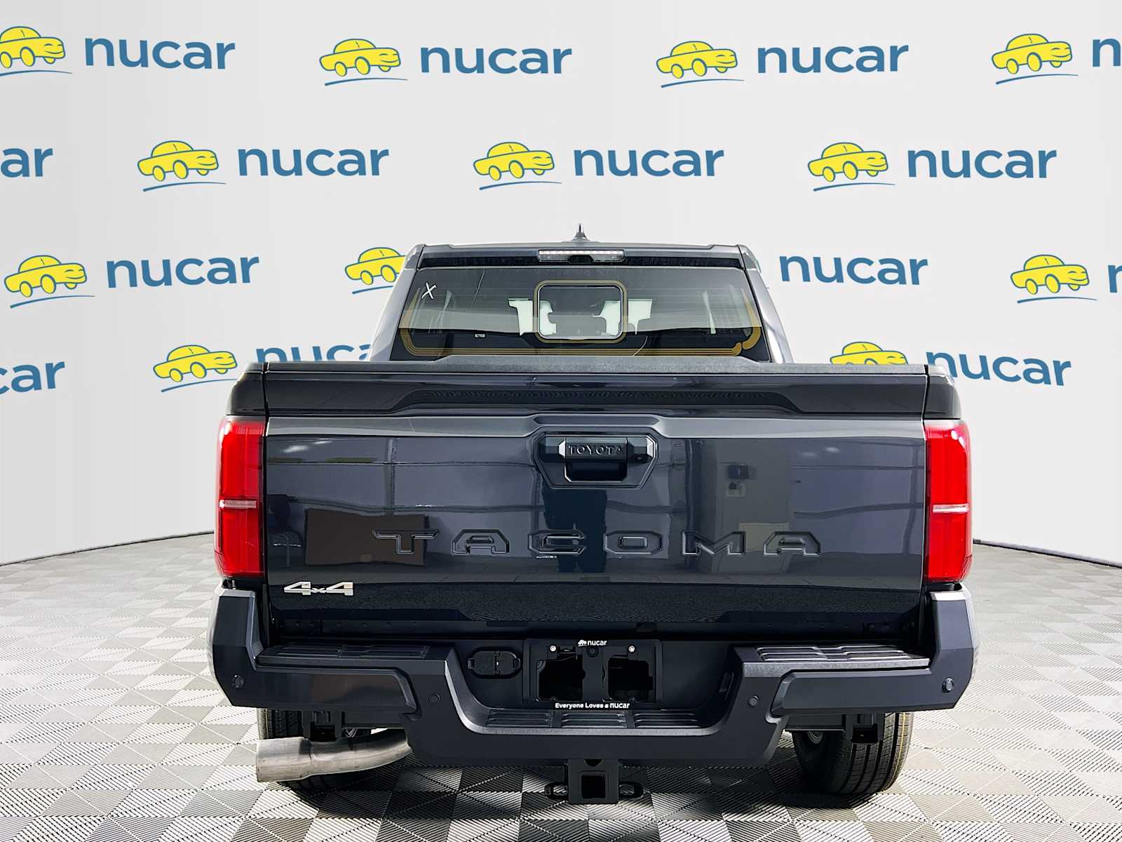 2025 Toyota Tacoma SR5 - Photo 5
