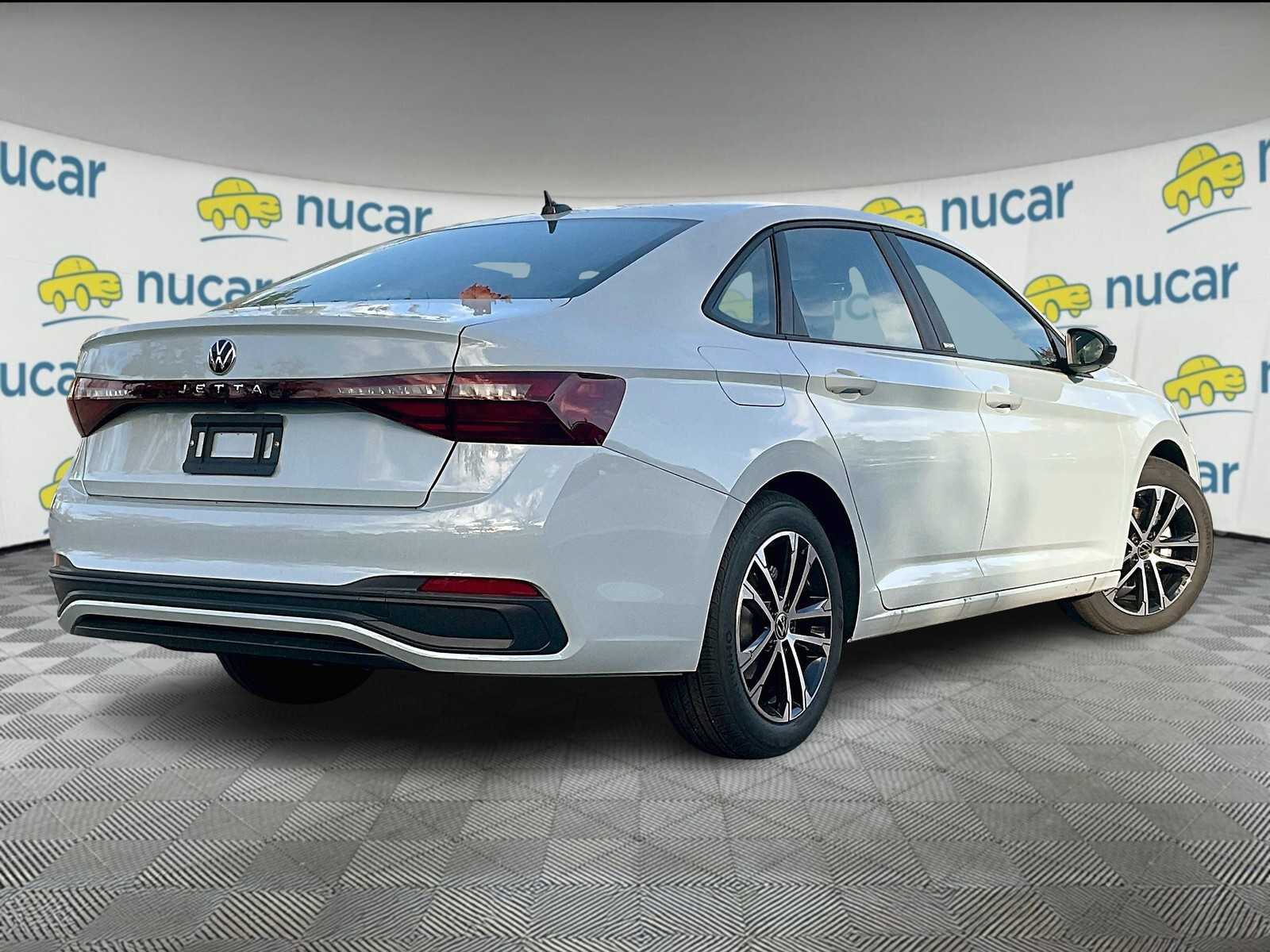 2025 Volkswagen Jetta Sport - Photo 7