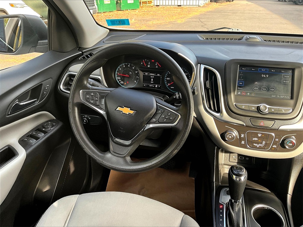 2019 Chevrolet Equinox LS - Photo 17