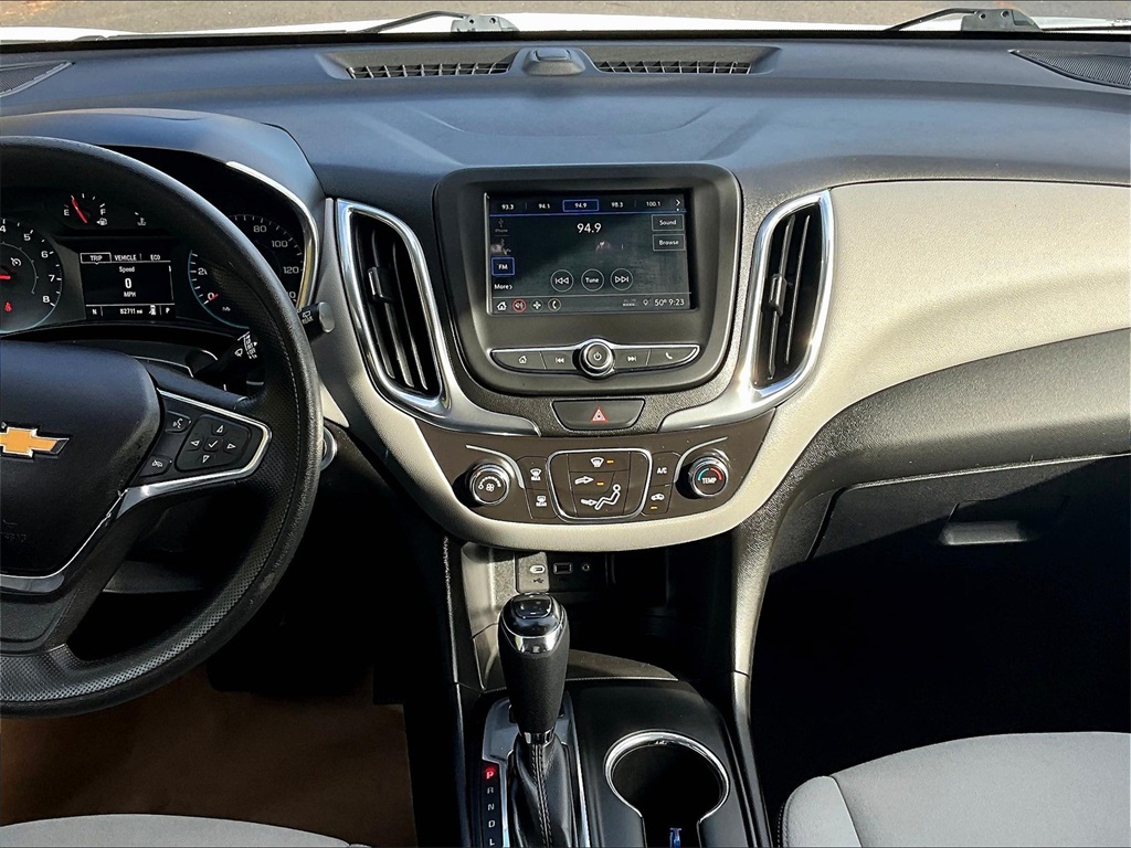 2019 Chevrolet Equinox LS - Photo 18
