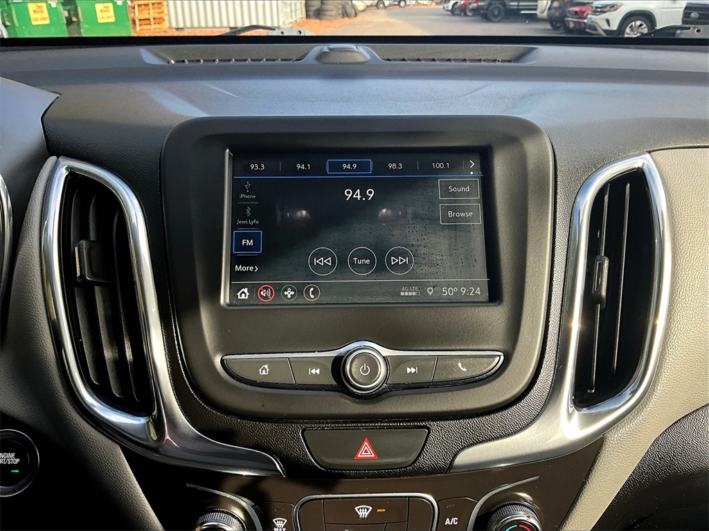 2019 Chevrolet Equinox LS - Photo 19