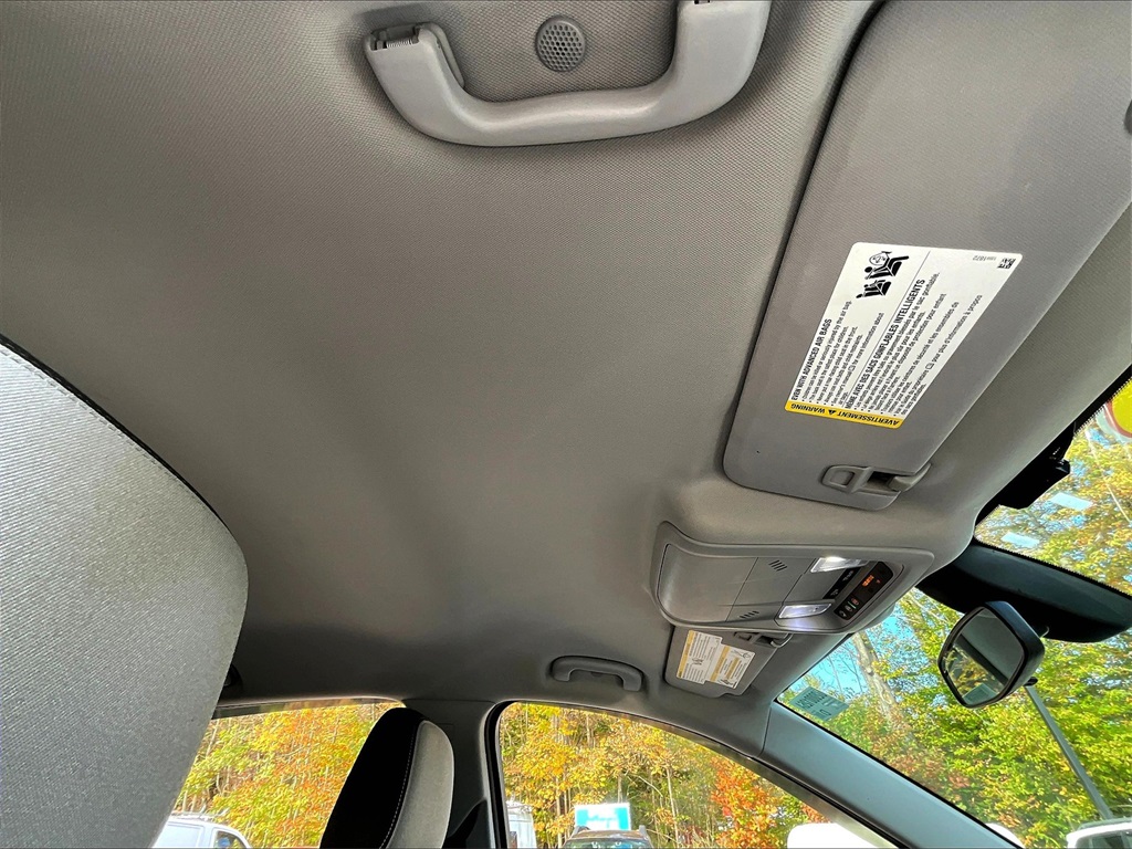 2019 Chevrolet Equinox LS - Photo 22