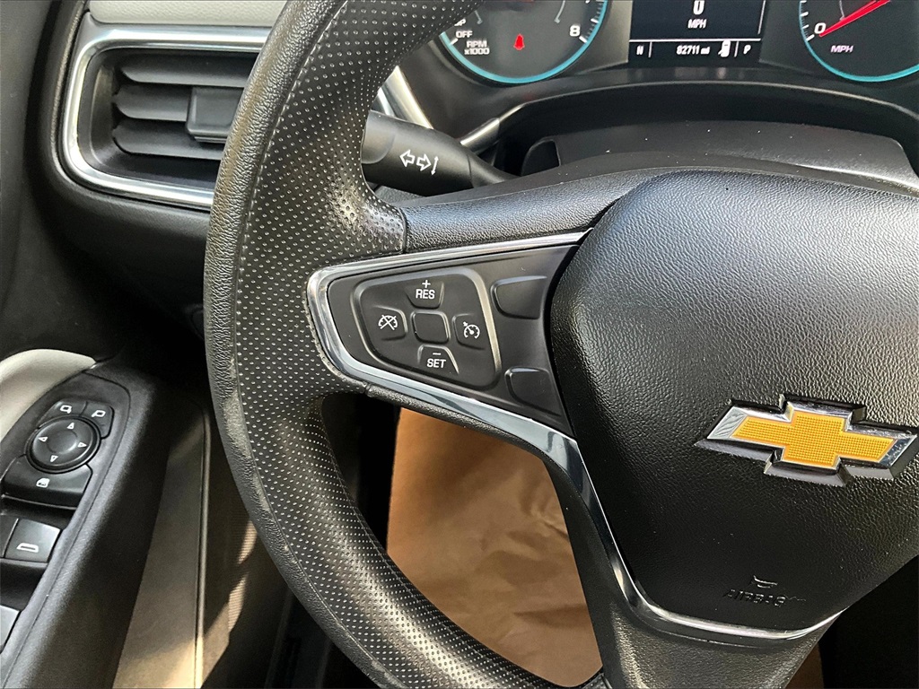2019 Chevrolet Equinox LS - Photo 23