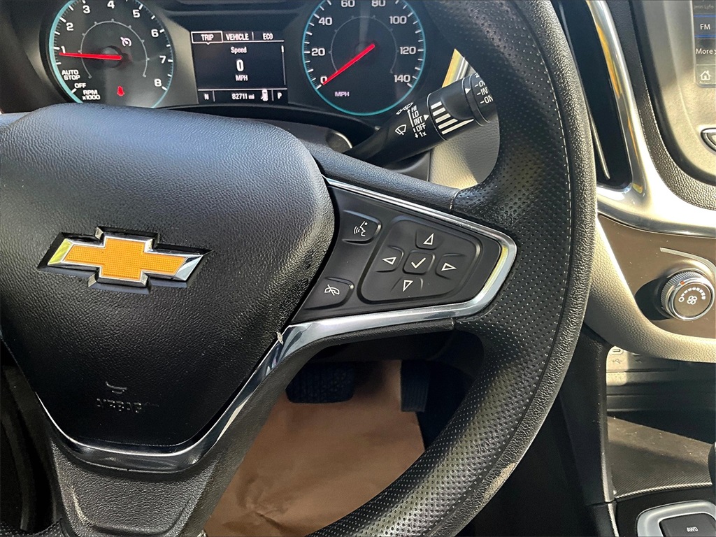2019 Chevrolet Equinox LS - Photo 24