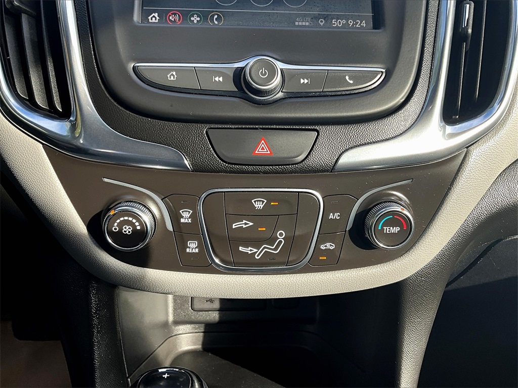2019 Chevrolet Equinox LS - Photo 26