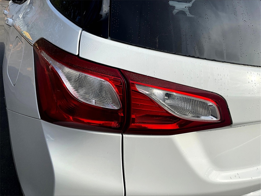 2019 Chevrolet Equinox LS - Photo 33