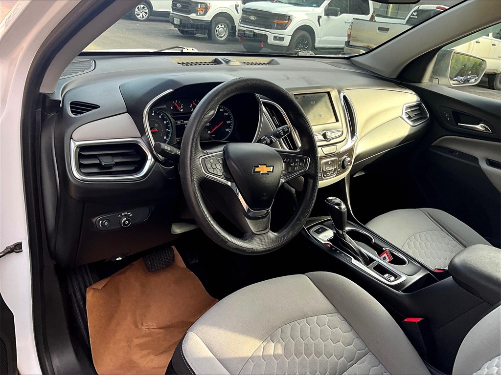 2019 Chevrolet Equinox LS - Photo 8