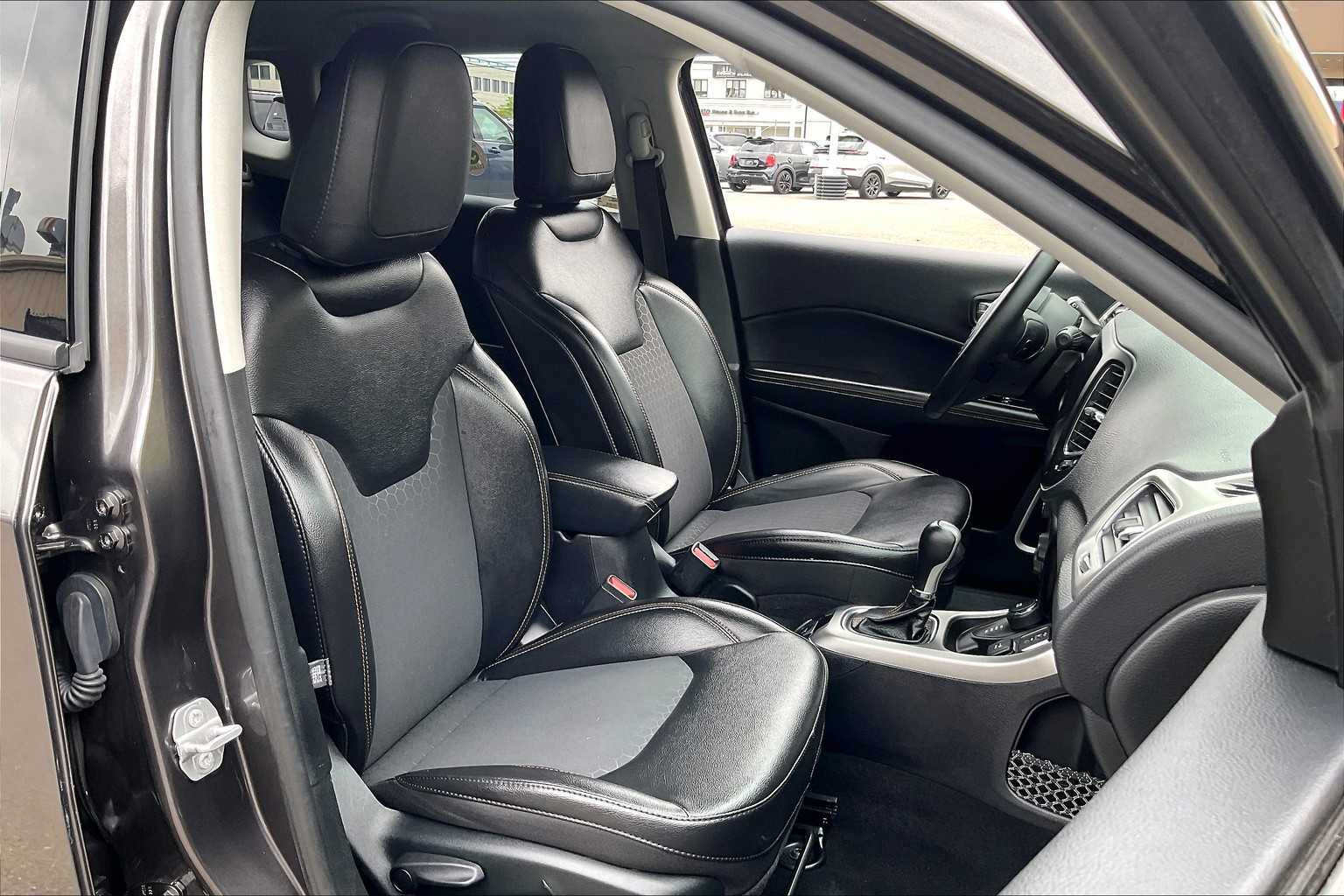 2019 Jeep Compass Latitude - Photo 11