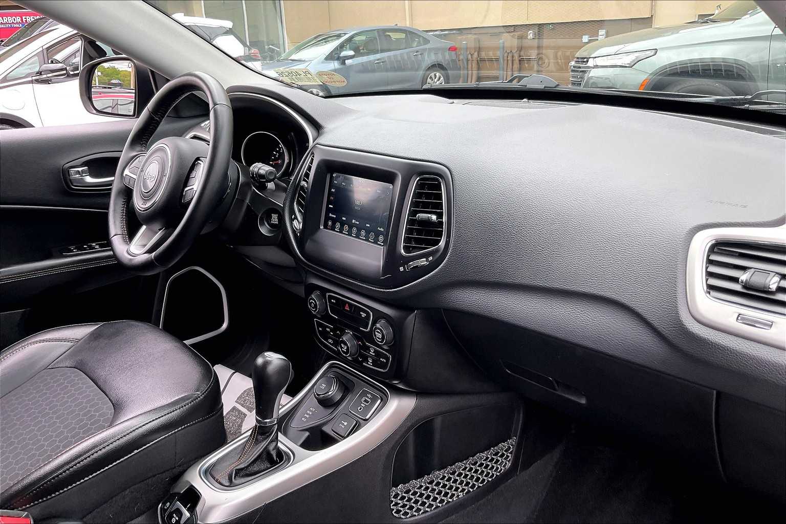2019 Jeep Compass Latitude - Photo 14