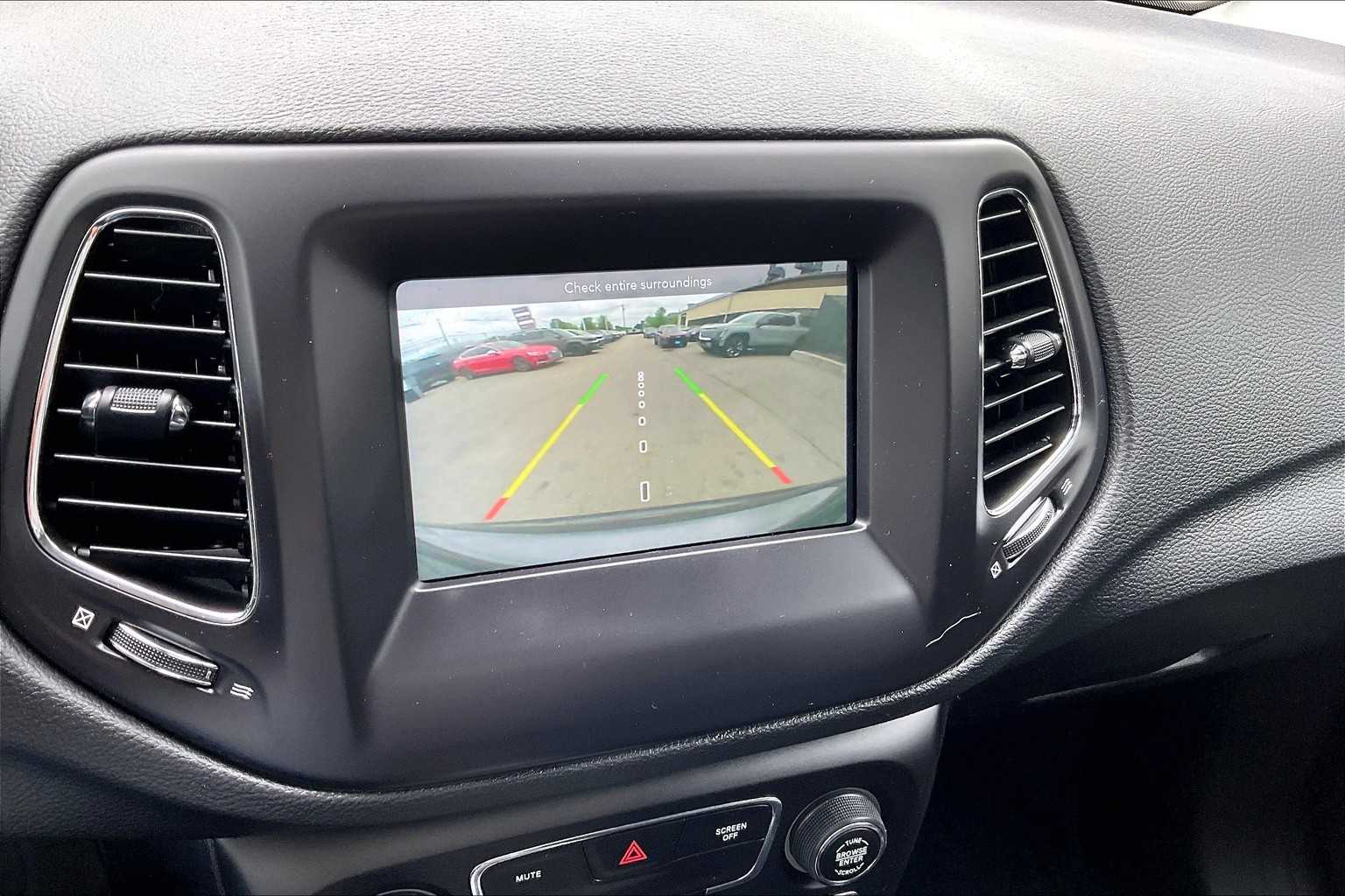 2019 Jeep Compass Latitude - Photo 19