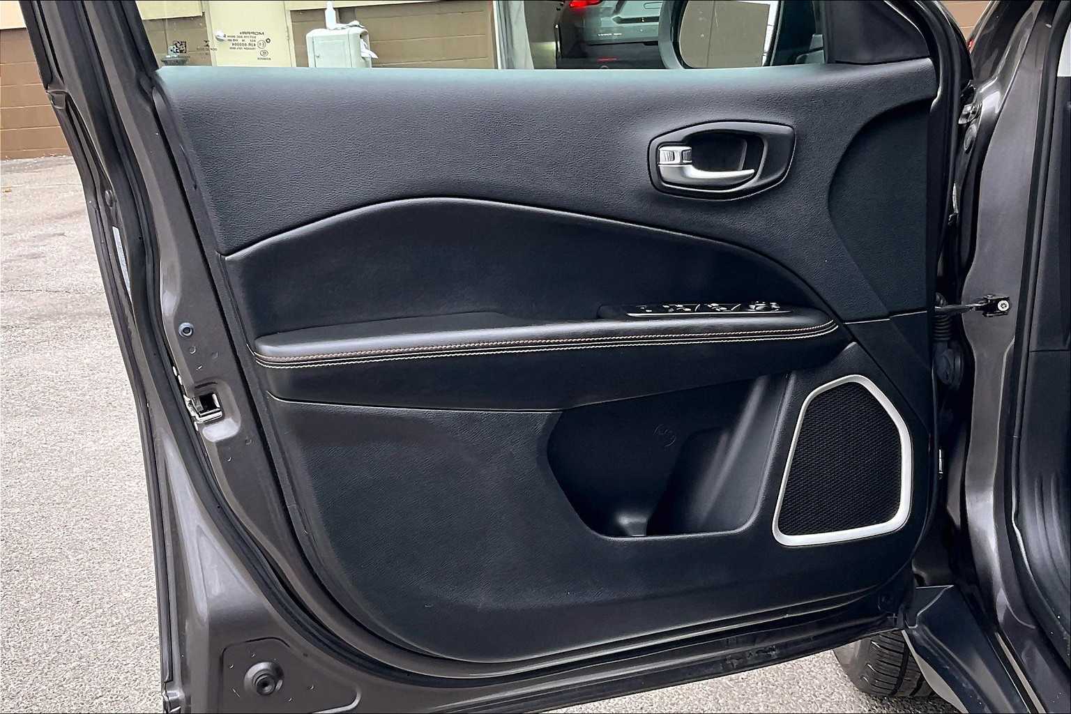 2019 Jeep Compass Latitude - Photo 9