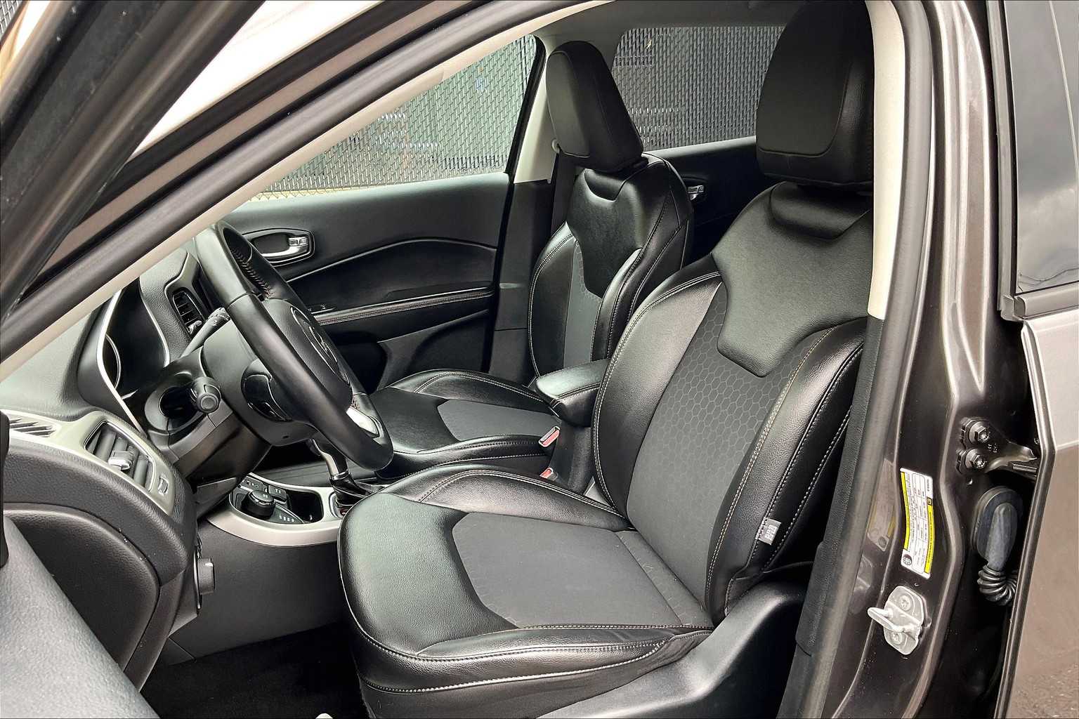 2019 Jeep Compass Latitude - Photo 10