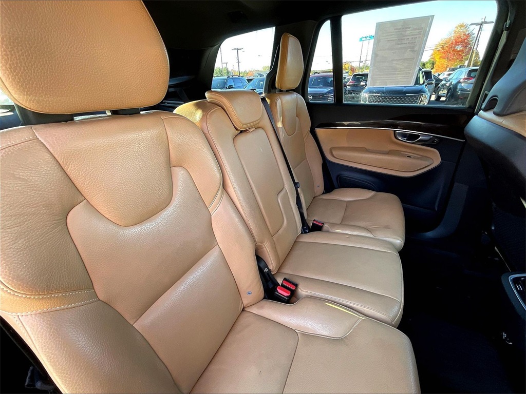 2019 Volvo XC90 T6 Momentum - Photo 15