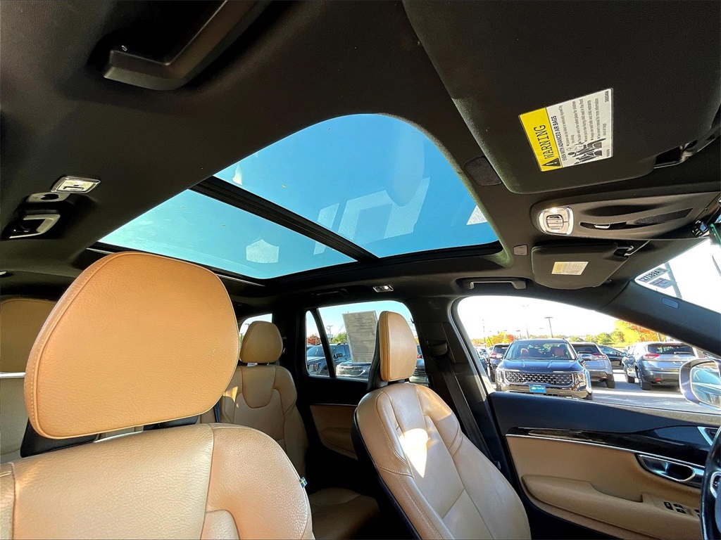 2019 Volvo XC90 T6 Momentum - Photo 22