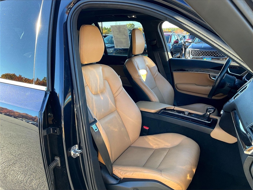 2019 Volvo XC90 T6 Momentum - Photo 10