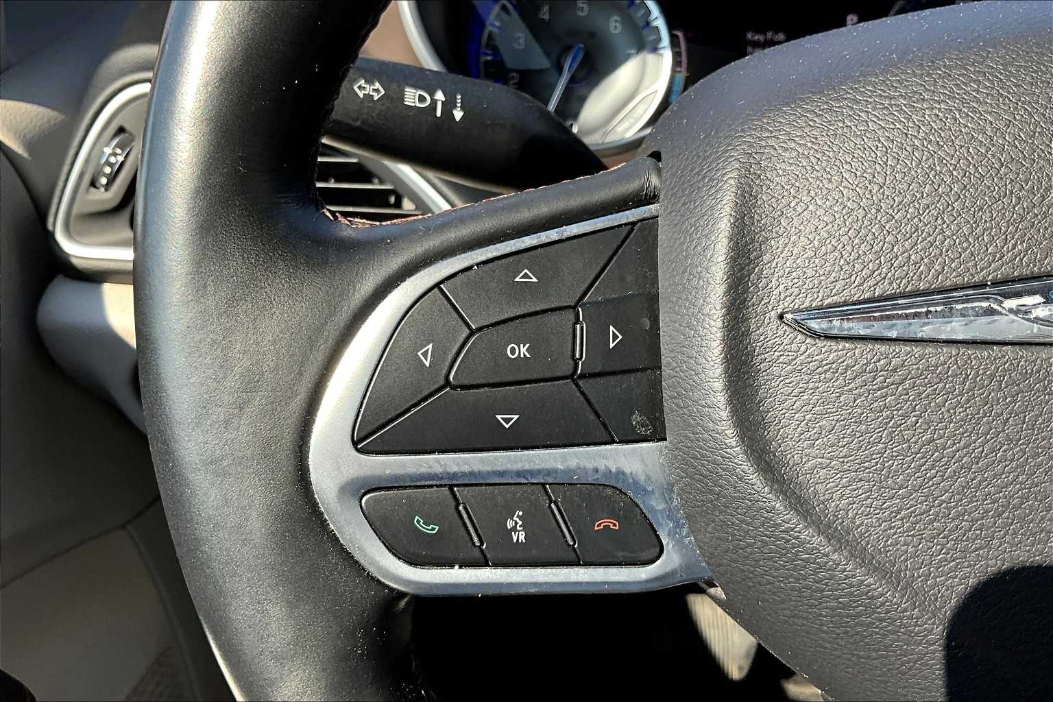 2018 Chrysler Pacifica Touring L Plus - Photo 23