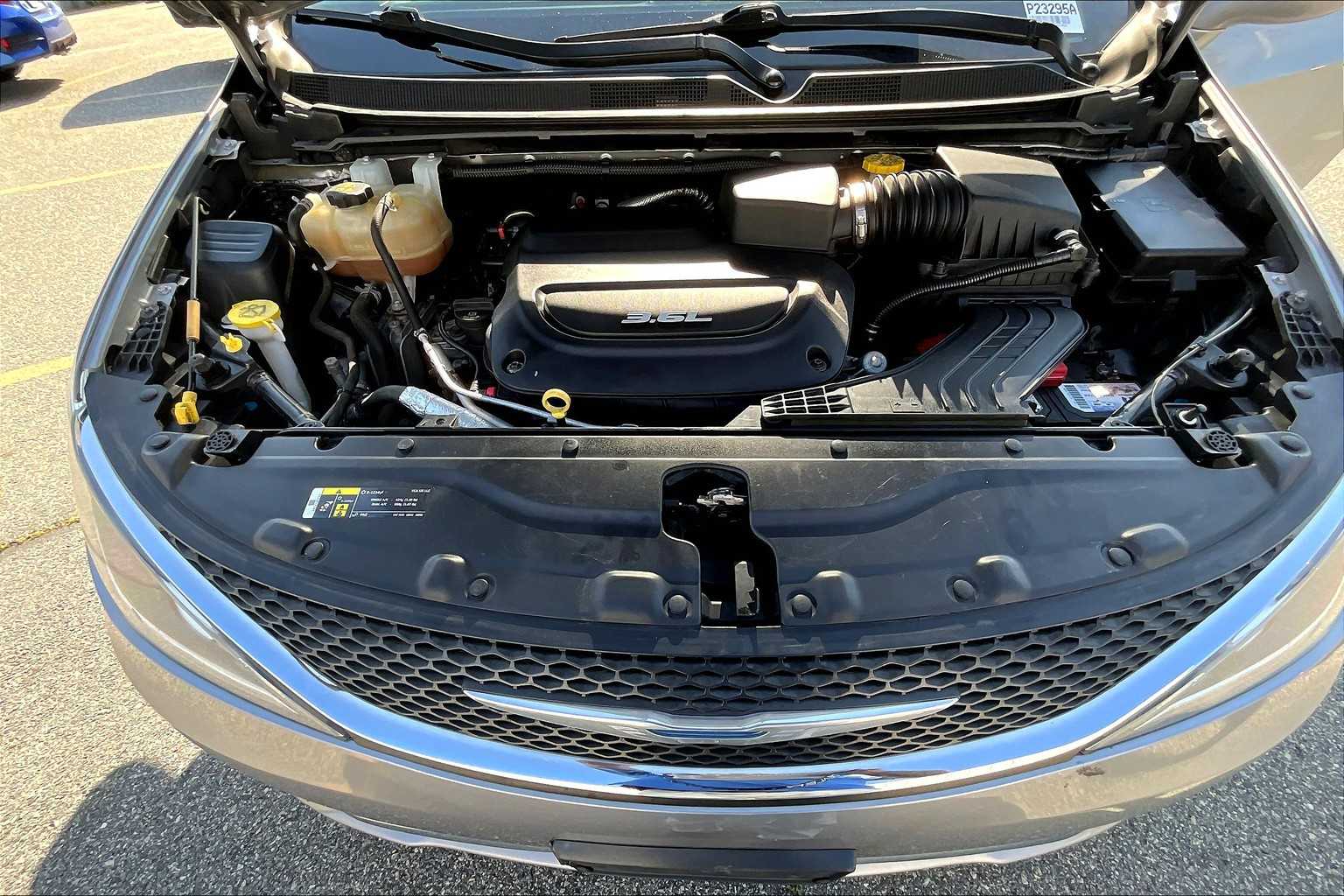 2018 Chrysler Pacifica Touring L Plus - Photo 29