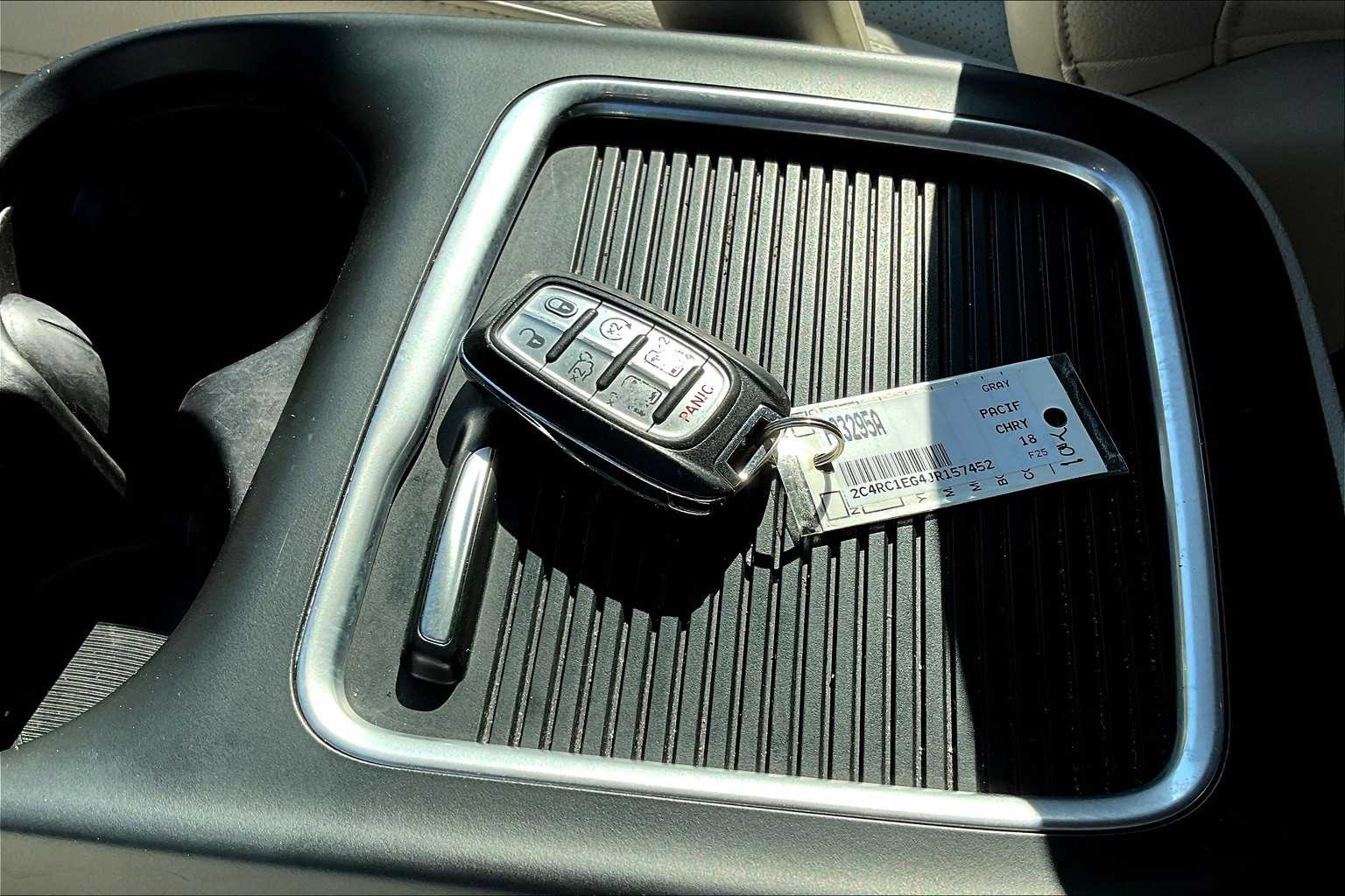 2018 Chrysler Pacifica Touring L Plus - Photo 30