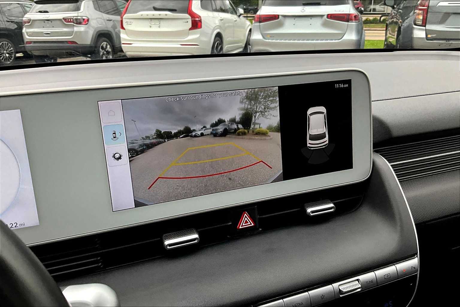 2022 Hyundai IONIQ 5 SE - Photo 19