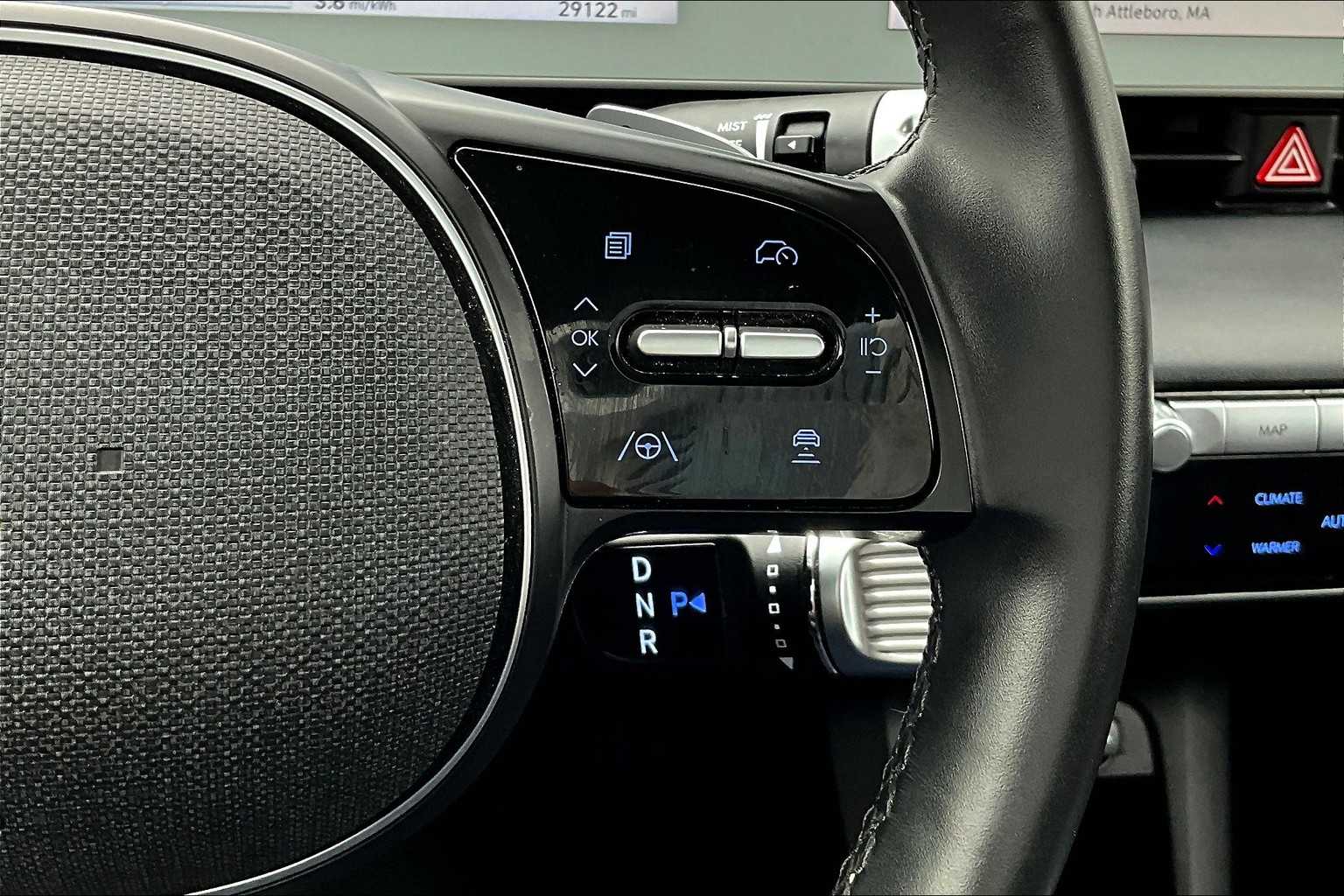 2022 Hyundai IONIQ 5 SE - Photo 23