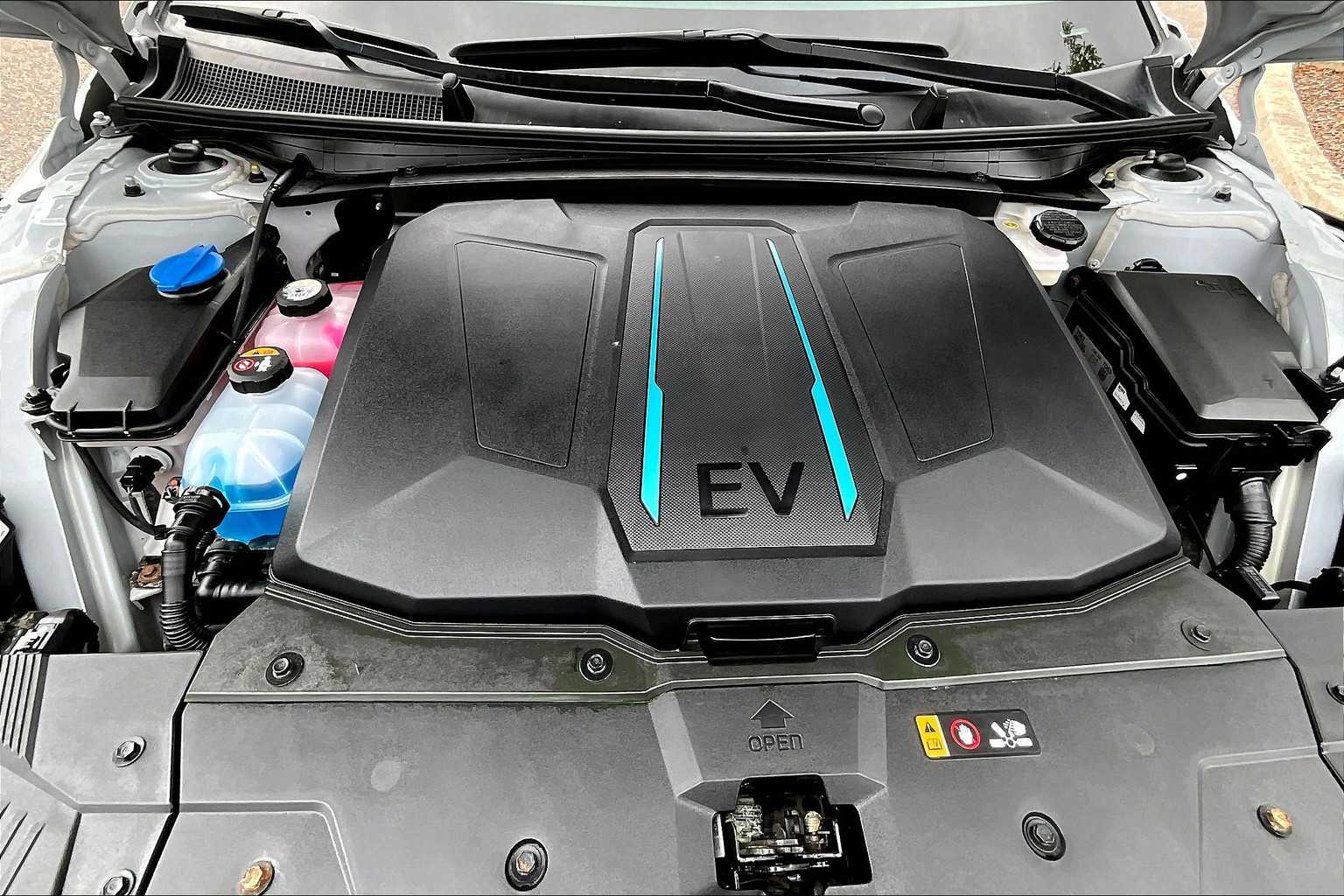2022 Hyundai IONIQ 5 SE - Photo 27