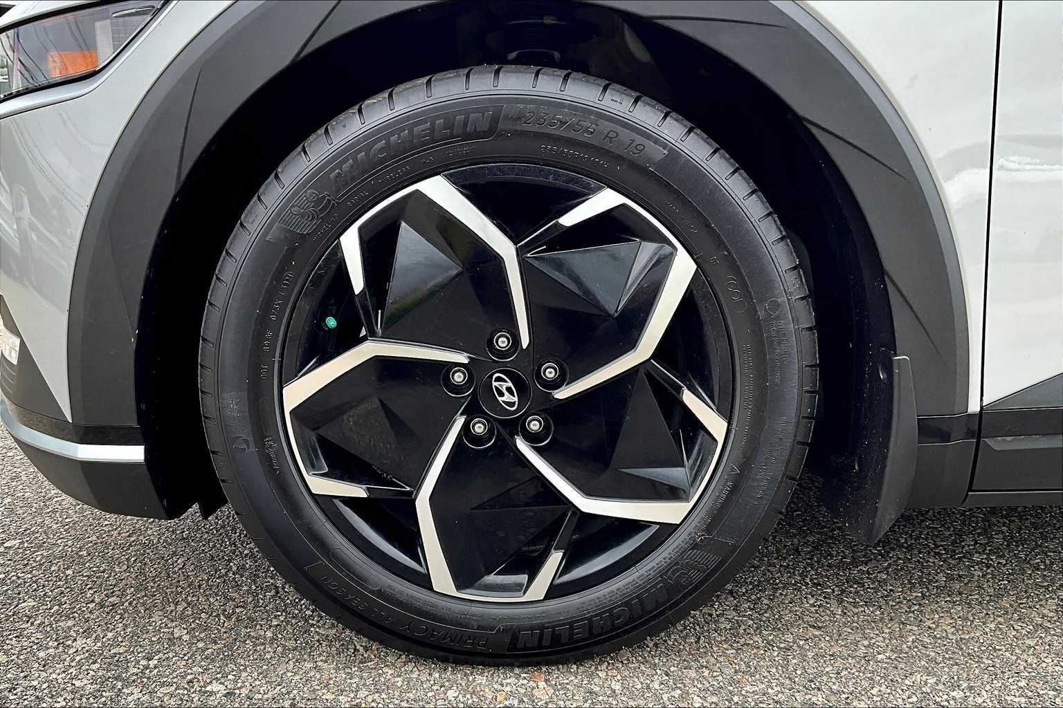 2022 Hyundai IONIQ 5 SE - Photo 7