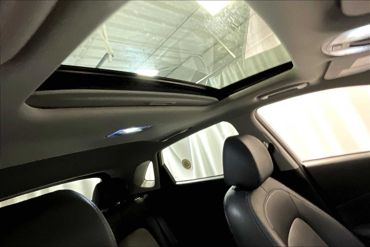 2022 Hyundai Kona Electric Limited - Photo 37