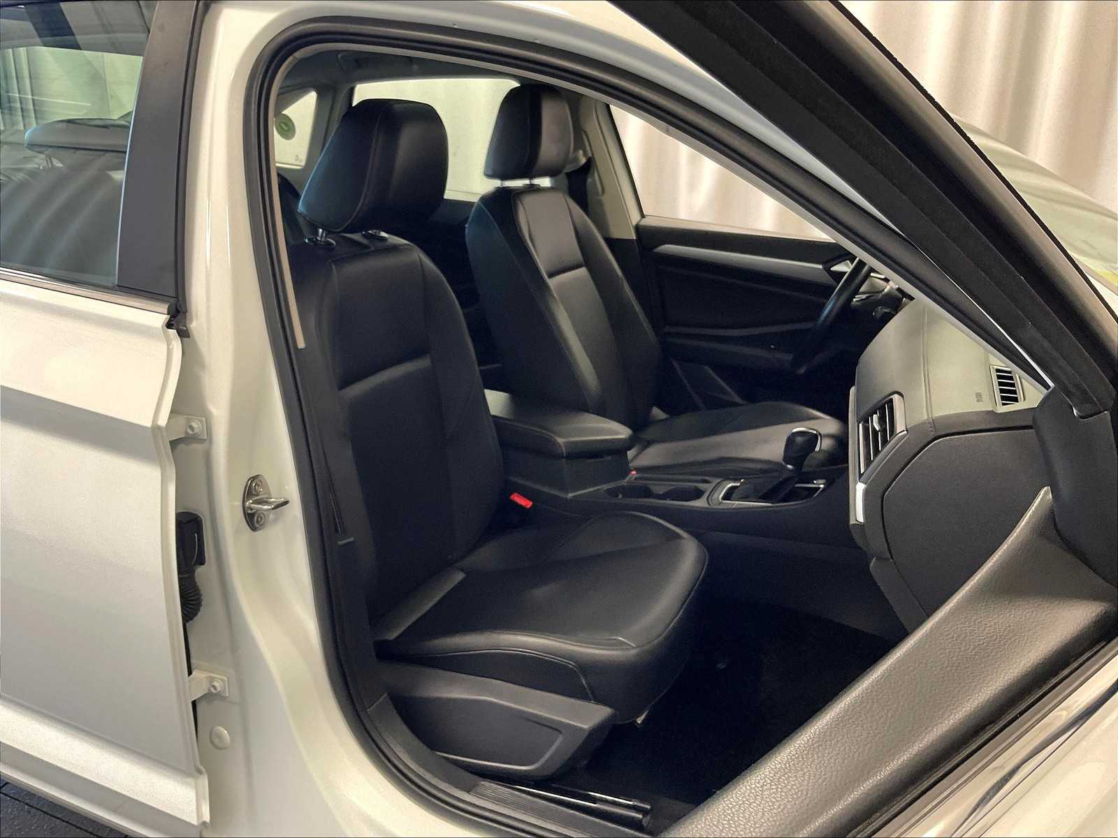 2019 Volkswagen Jetta SE - Photo 11