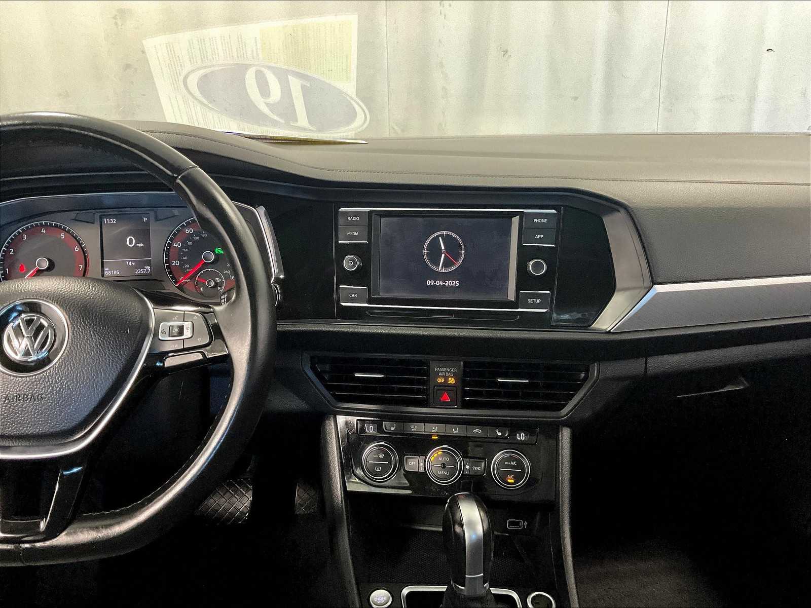 2019 Volkswagen Jetta SE - Photo 18