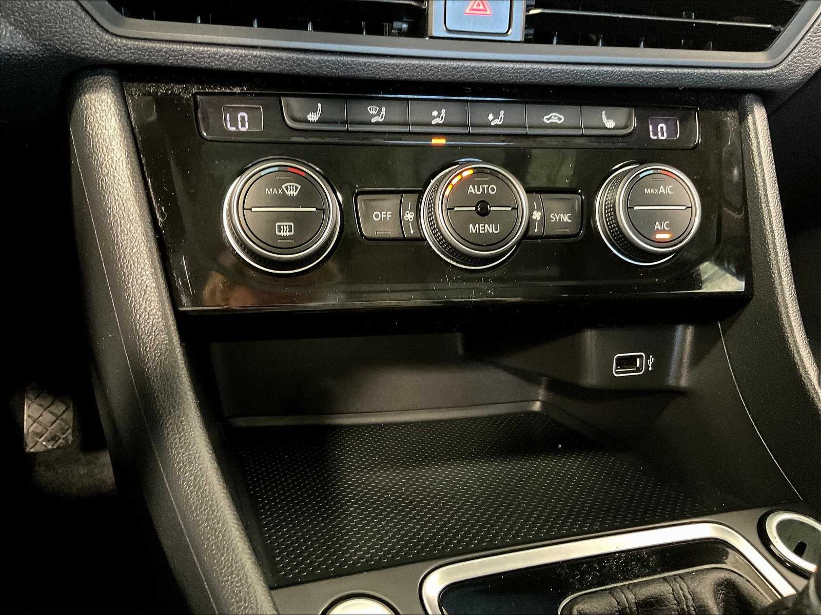 2019 Volkswagen Jetta SE - Photo 26