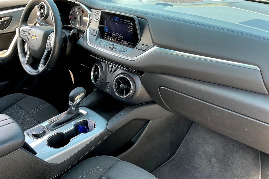 2022 Chevrolet Blazer LT - Photo 13