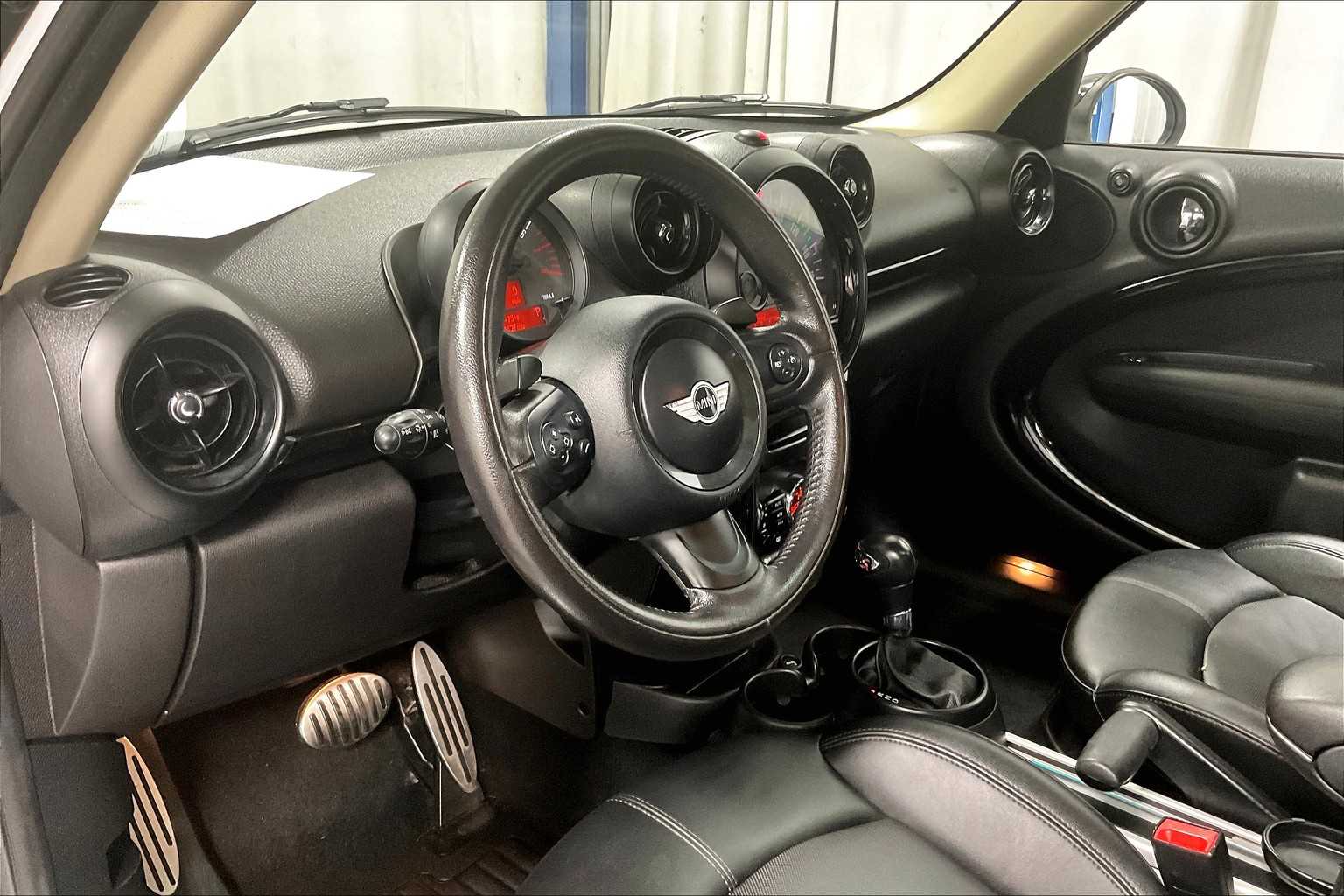2015 MINI Cooper Countryman S - Photo 8