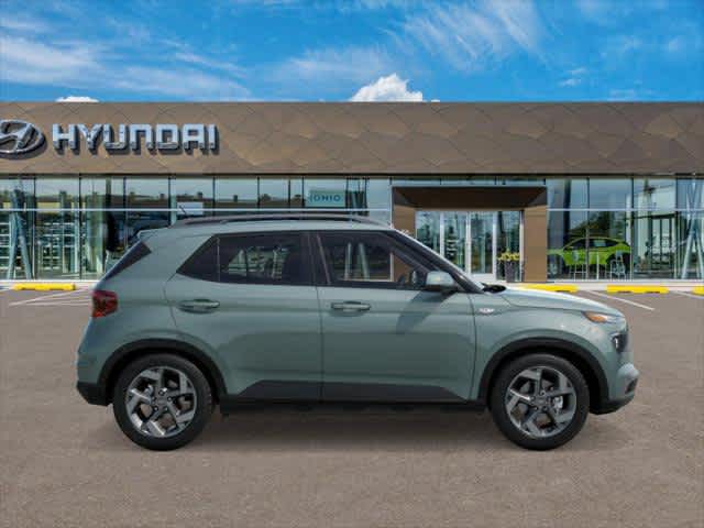 2025 Hyundai Venue Limited - Photo 7