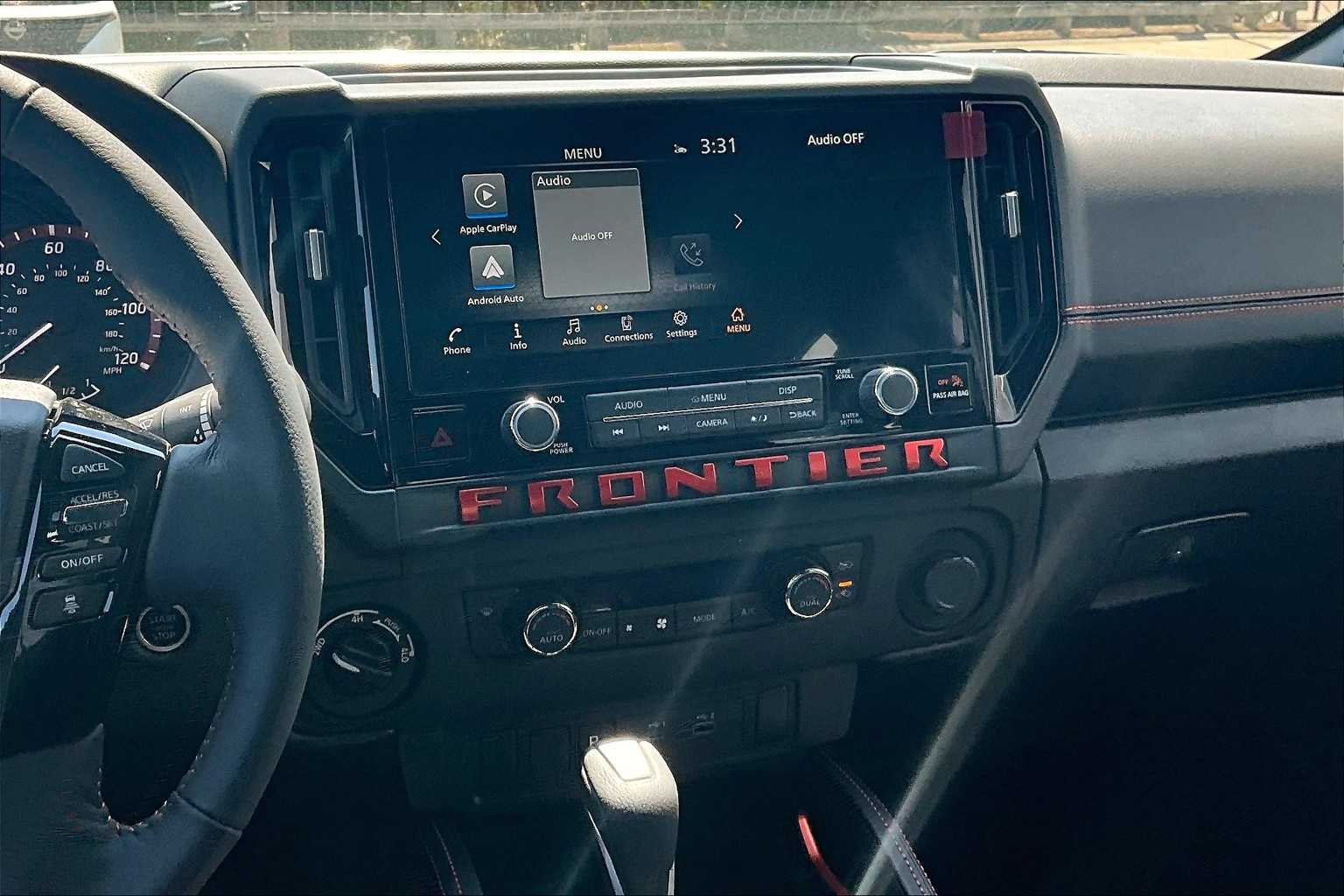 2025 Nissan Frontier PRO-4X - Photo 12