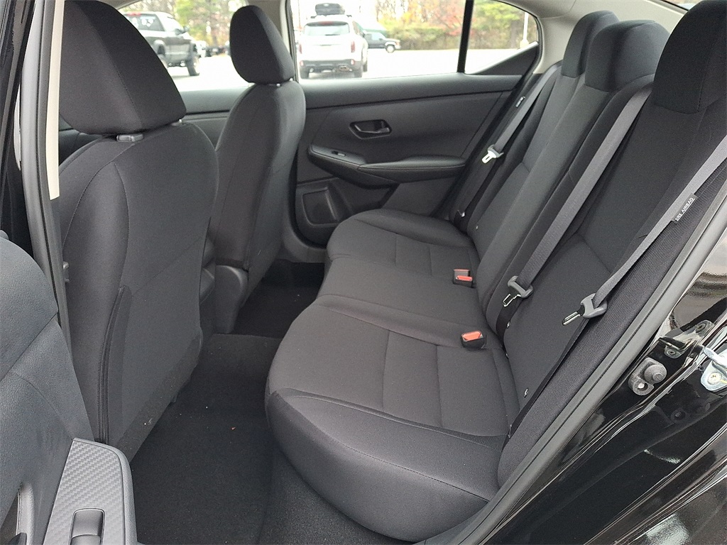 2025 Nissan Sentra S - Photo 6