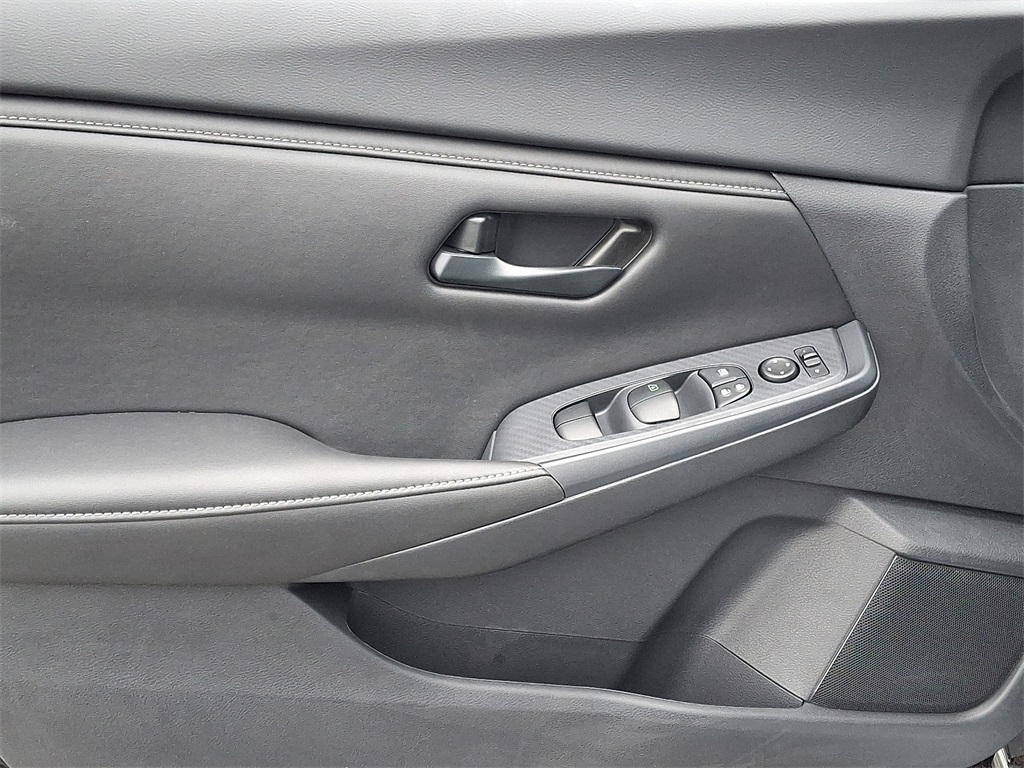 2025 Nissan Sentra S - Photo 8