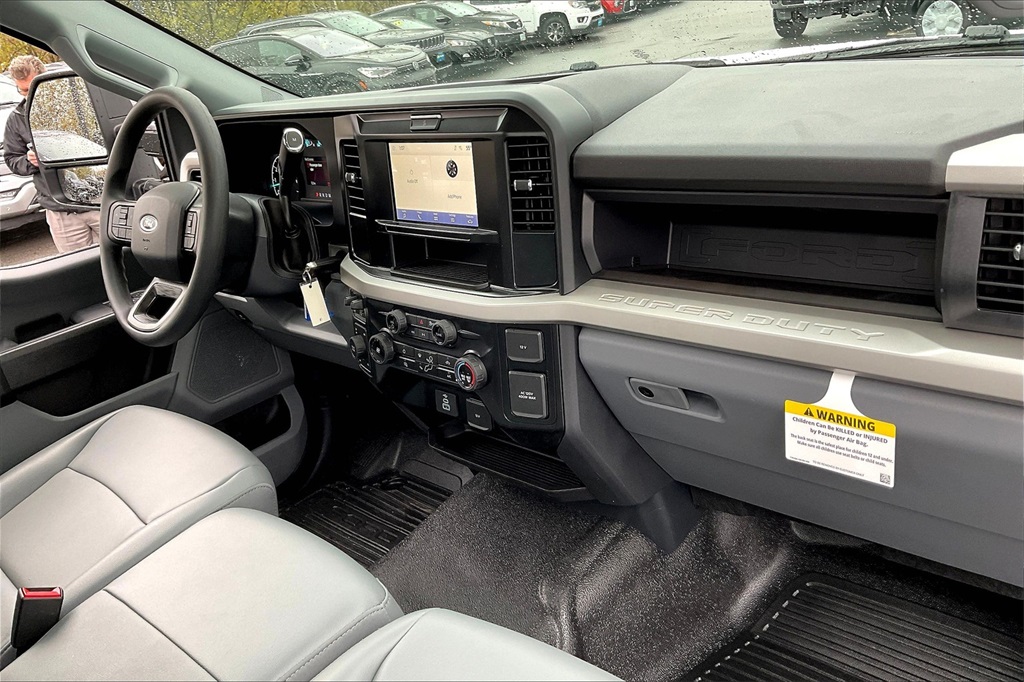 2025 Ford F-250SD XL - Photo 10