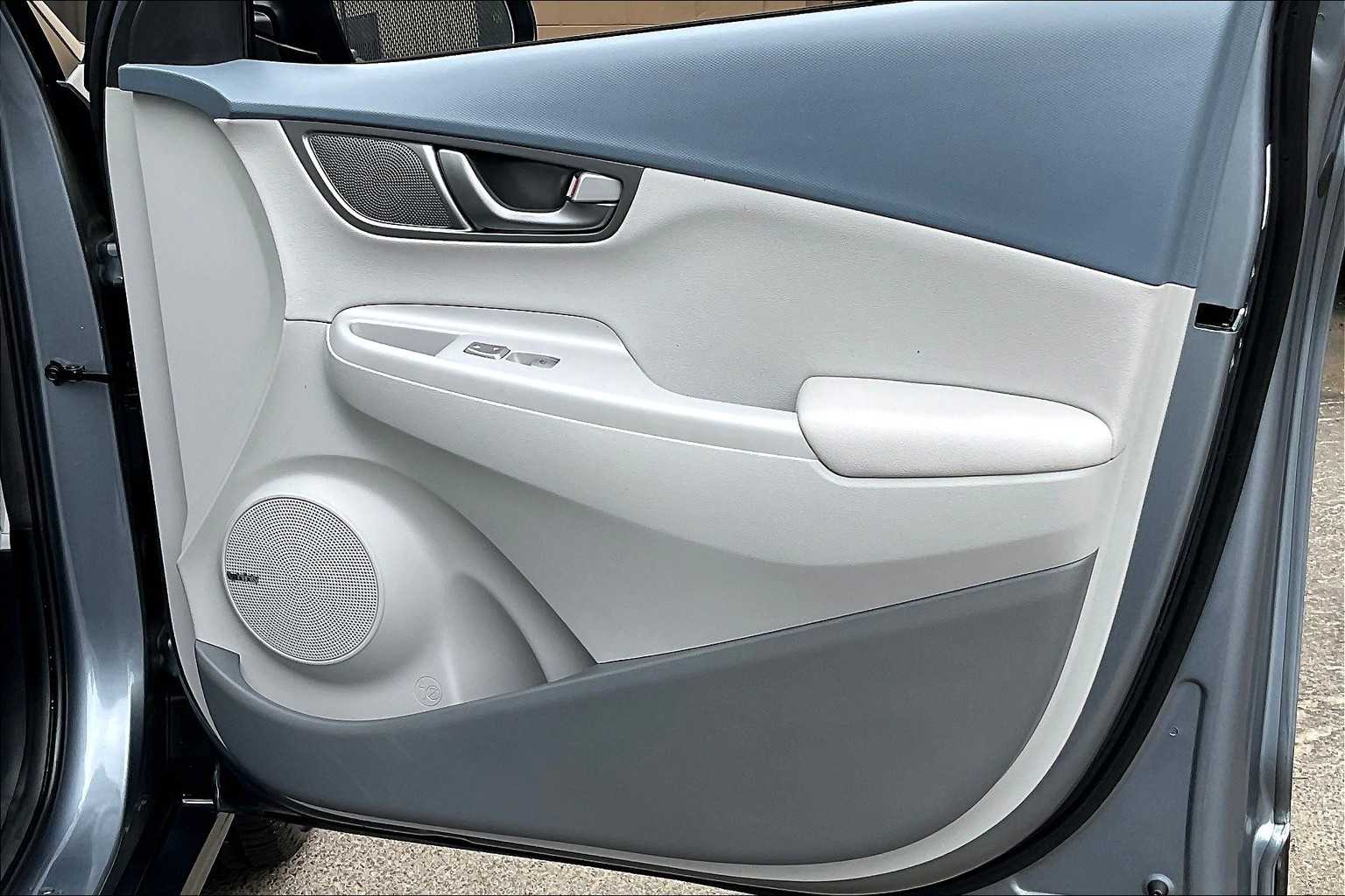 2021 Hyundai Kona Electric Ultimate - Photo 12