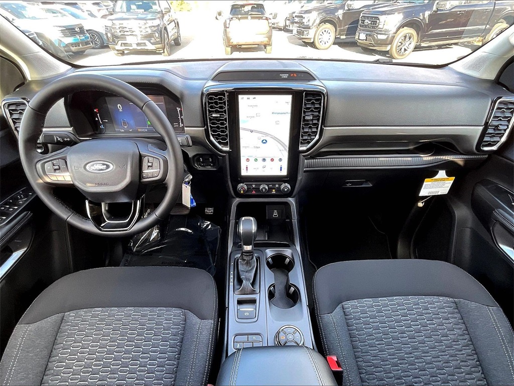 2025 Ford Ranger XLT - Photo 12